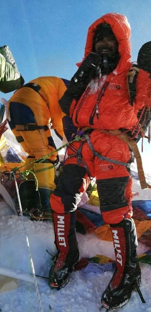 라훌 발크리슈나 이남다르 도머프라멧 동남아시아·오세아니아 지사장이 암벽 등반을 하고 있다.